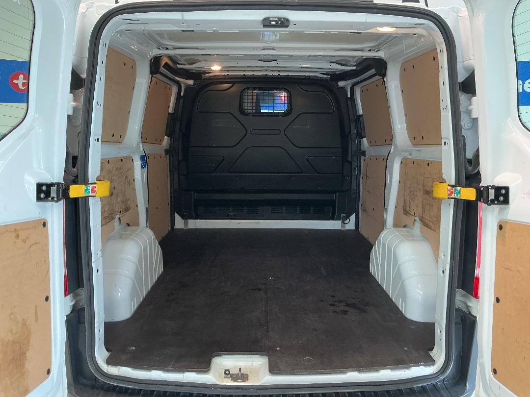 Photo '14' of Ford Transit