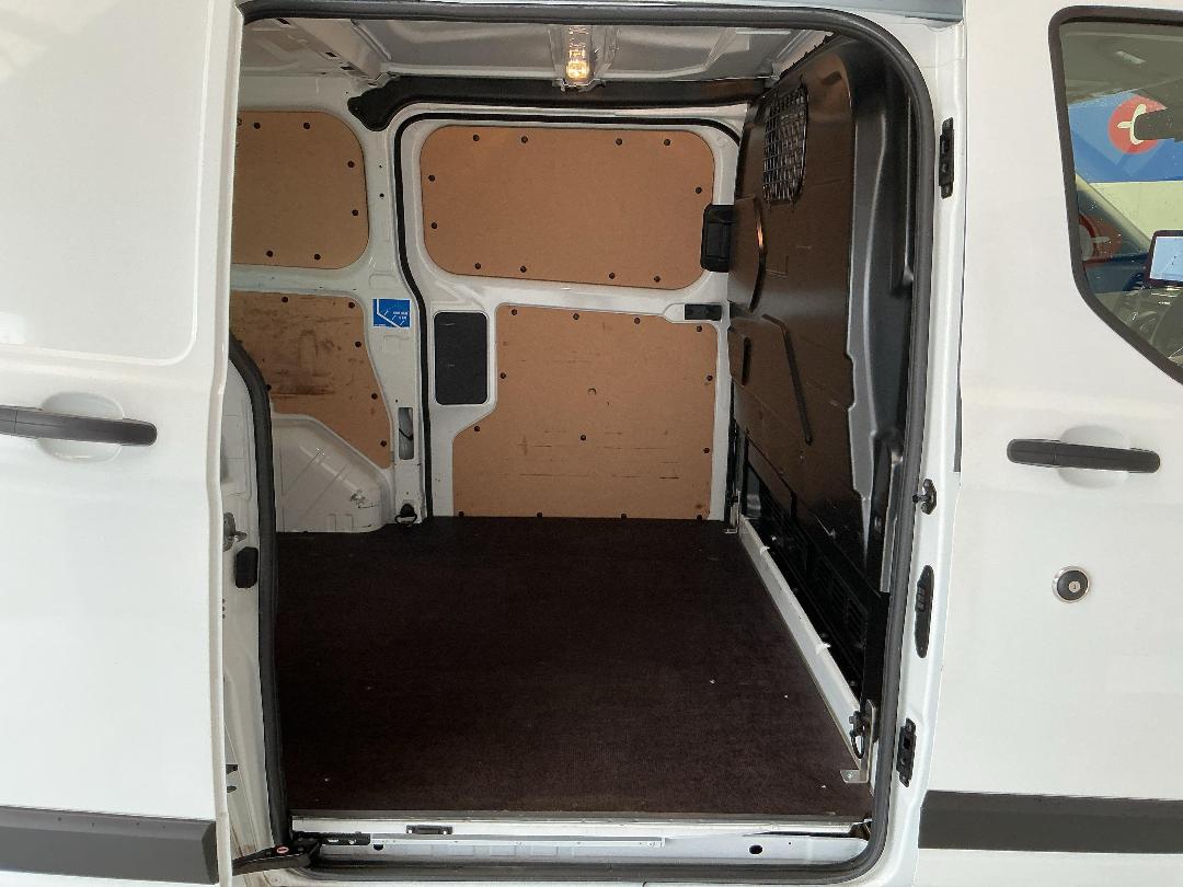 Photo '19' of Ford Transit