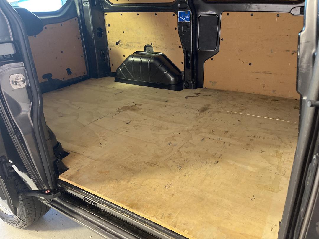 Photo '19' of Ford Transit Photo '19' of Ford Transit