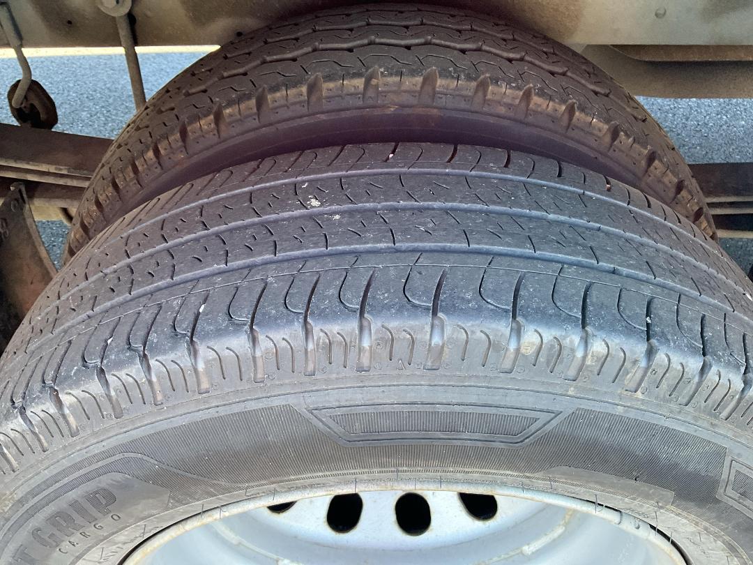 Photo '23' of Ford Transit Cargo 430E Van