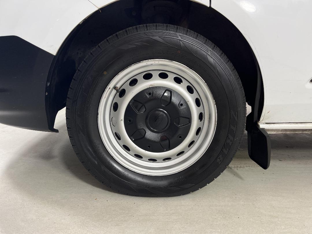 Photo '10' of Ford Transit