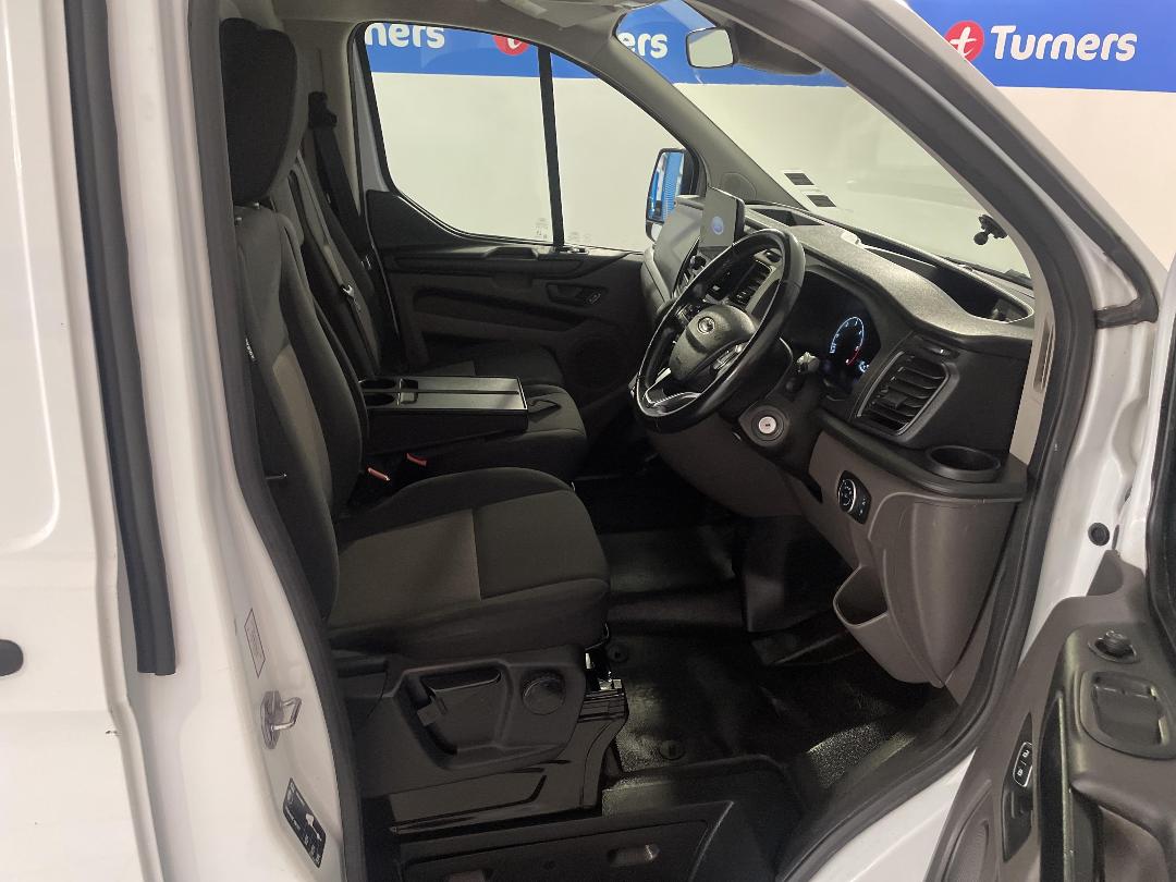 Photo '16' of Ford Transit