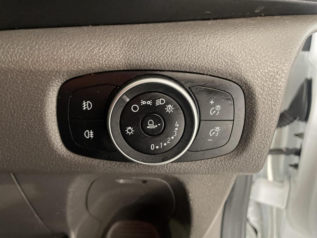 Photo '23' of Ford Transit