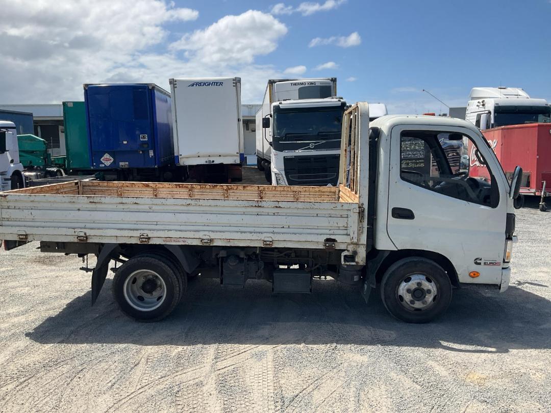 Photo '3' of Foton Aumark BJ1051V9JD4-FP Flat Deck