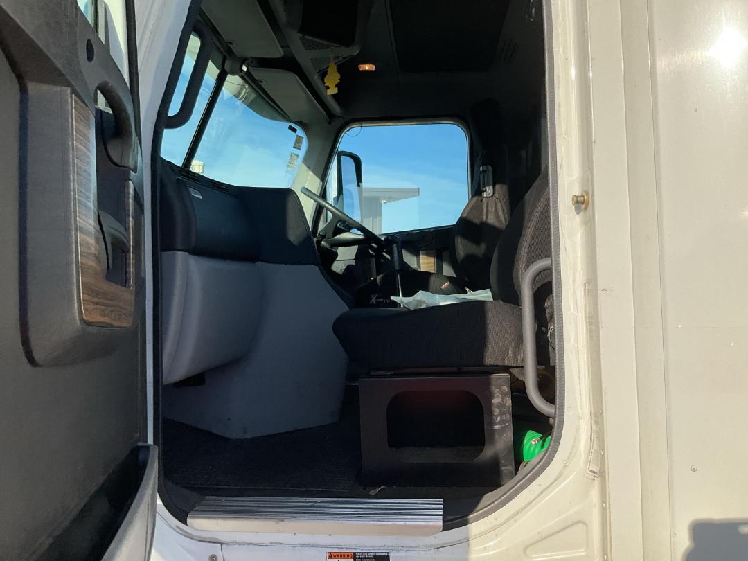 Photo '19' of Freightliner FRL CENTURY 112 TRACTOR Tractor Unit