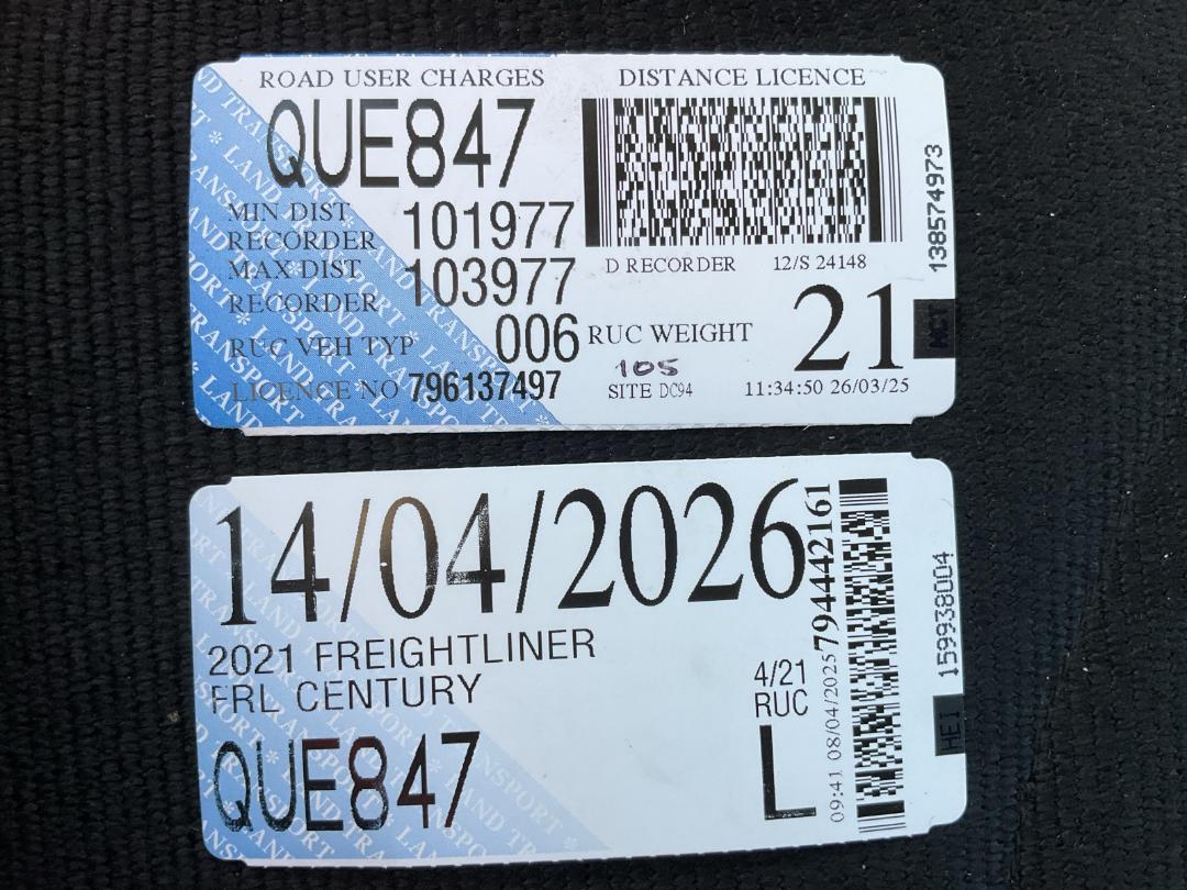 Photo '38' of Freightliner FRL CENTURY 112 TRACTOR Tractor Unit