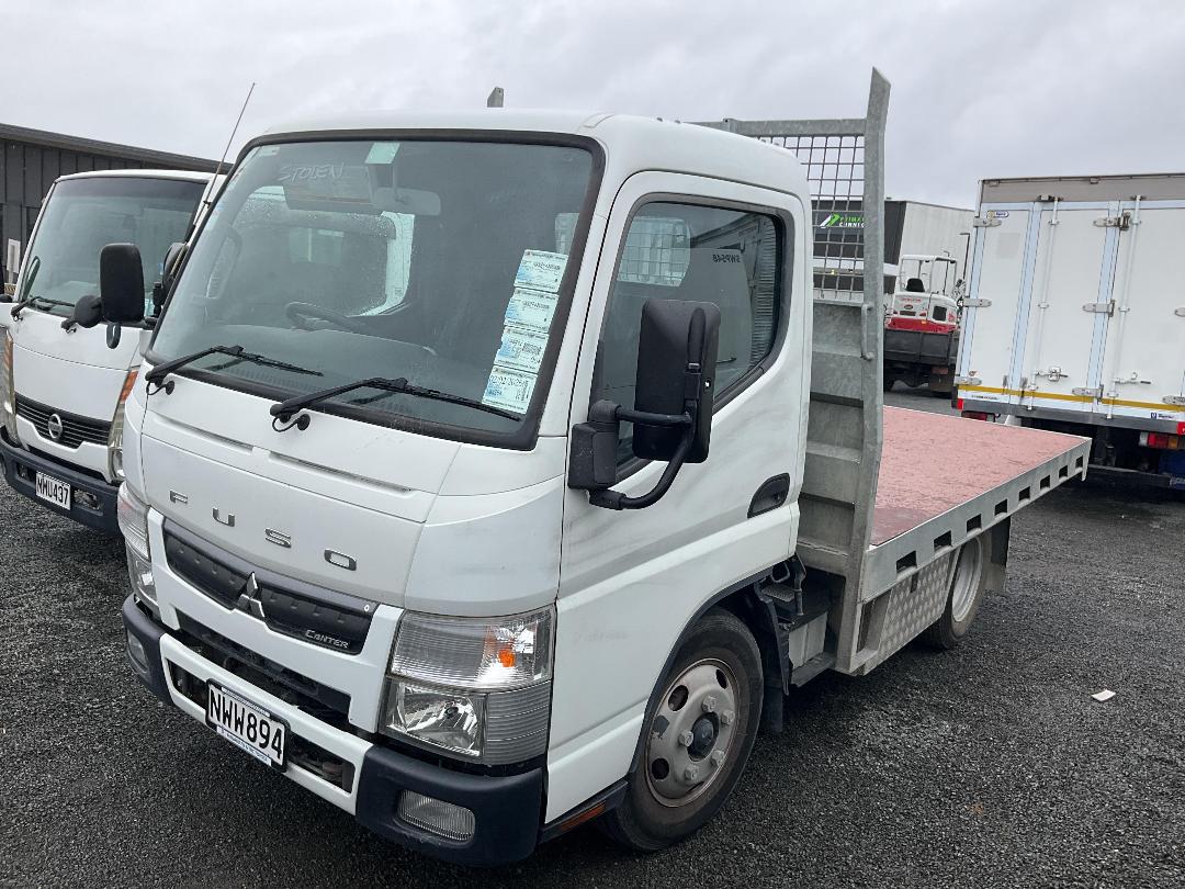 Photo '6' of Fuso Canter 616 - City FEA61BR4Sfac Flat Deck