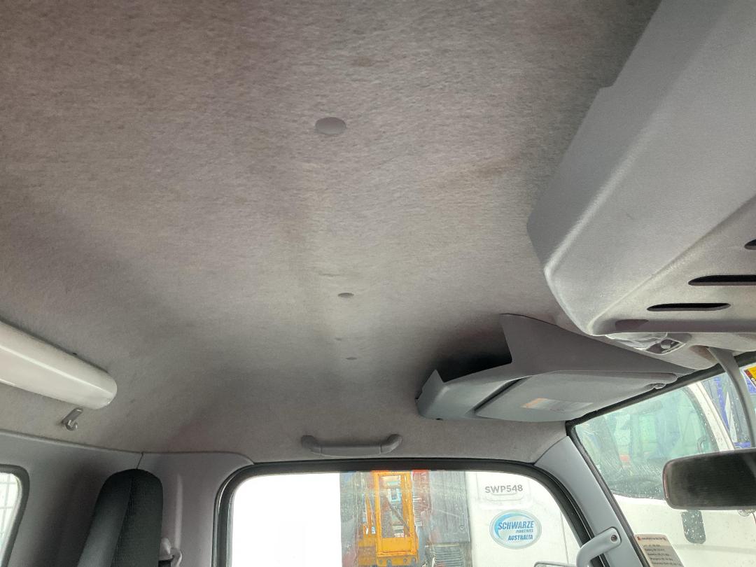 Photo '15' of Fuso Canter 616 - City FEA61BR4Sfac Flat Deck