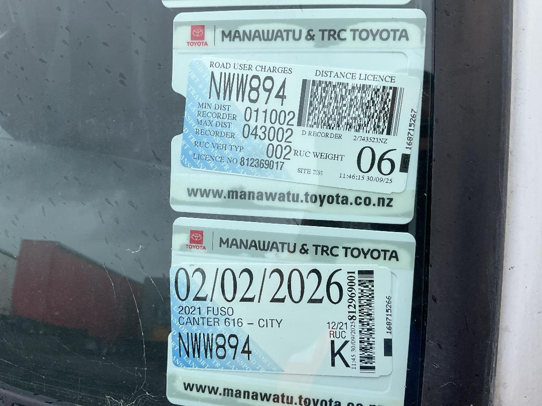 Photo '24' of Fuso Canter 616 - City FEA61BR4Sfac Flat Deck