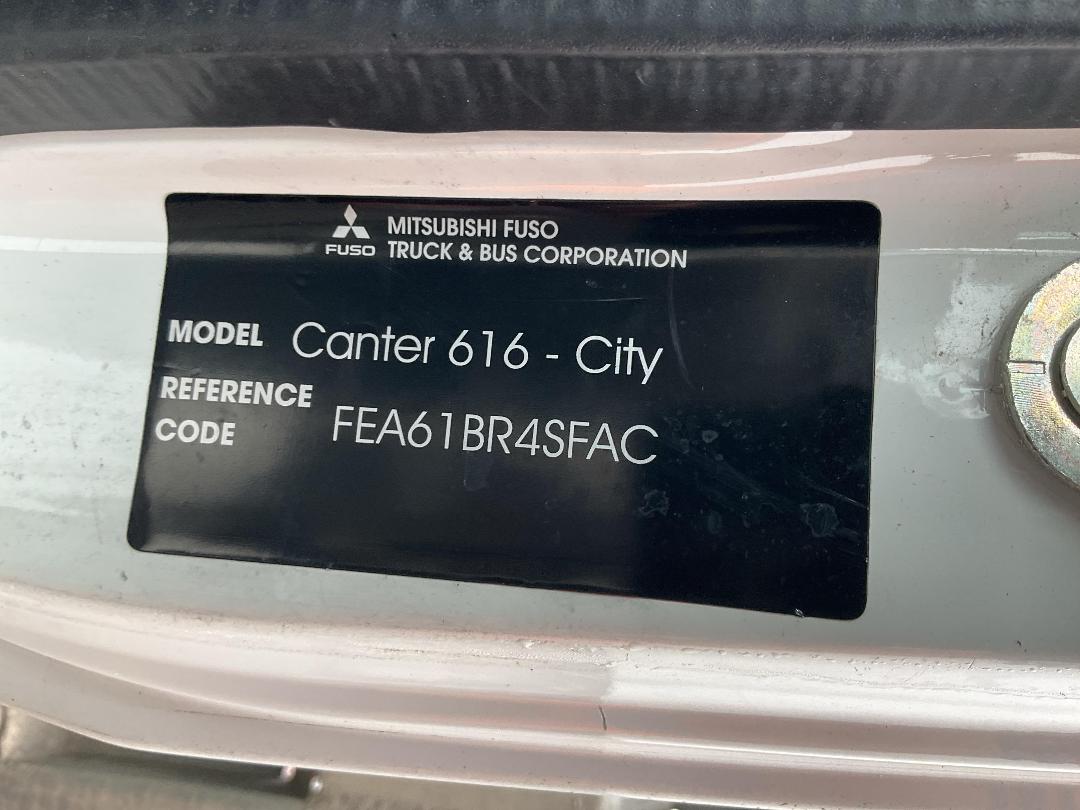 Photo '27' of Fuso Canter 616 - City FEA61BR4Sfac Flat Deck