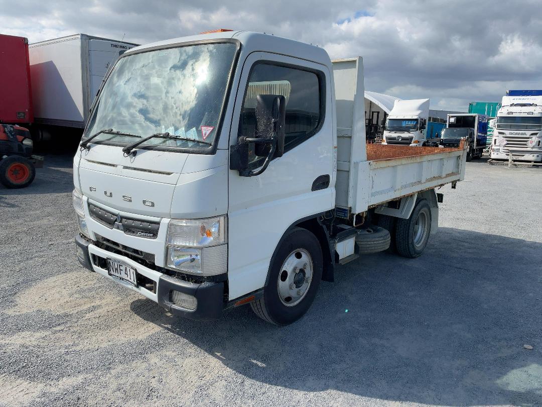 Photo '9' of Fuso Canter 616-City TIP FEA61BR4Sfac(T) Tipper