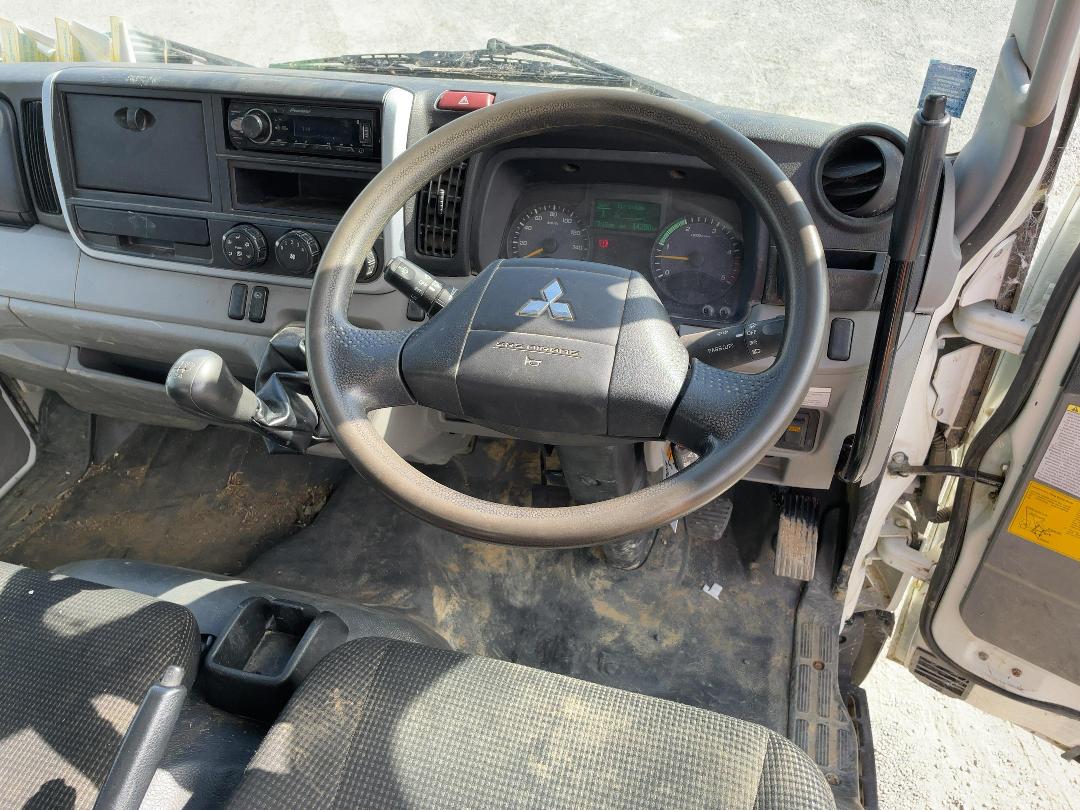 Photo '16' of Fuso Canter 616-City TIP FEA61BR4Sfac(T) Tipper