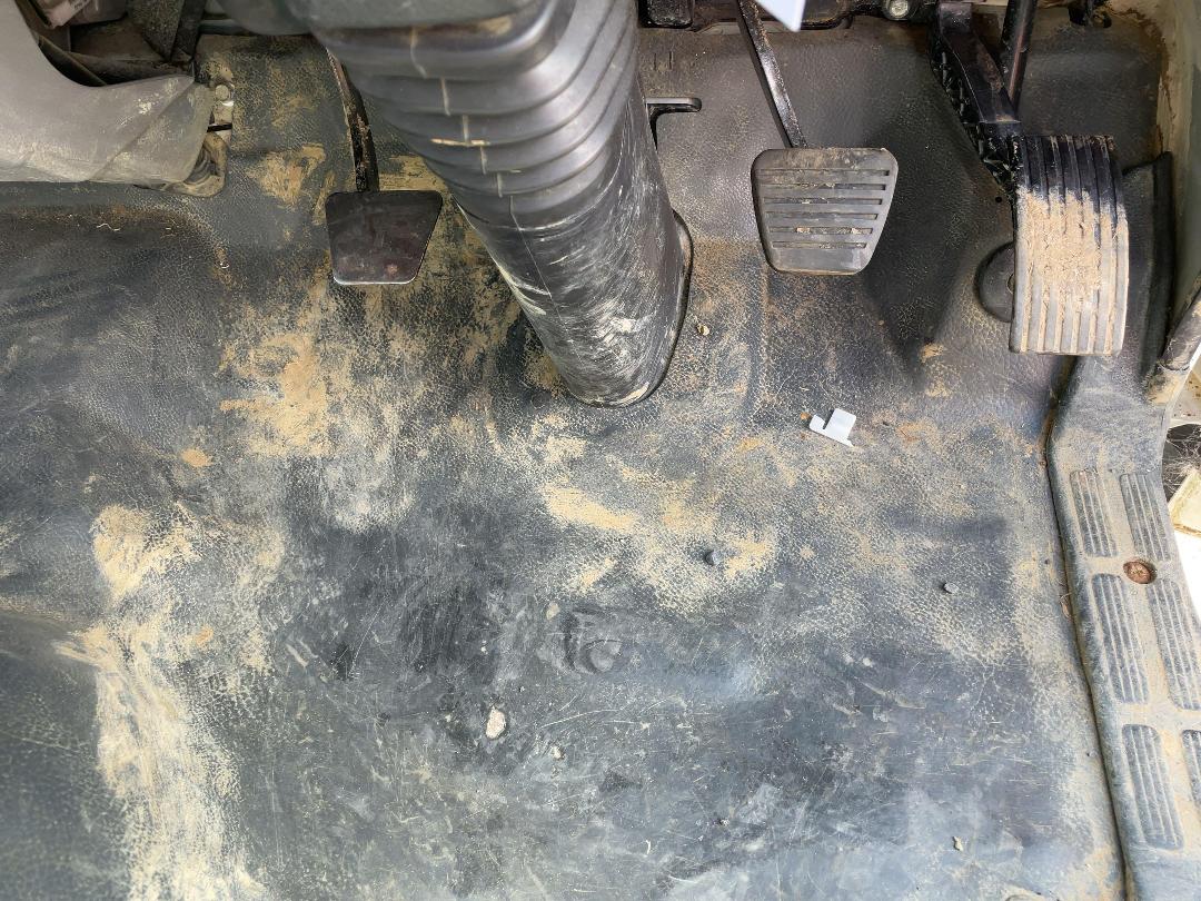 Photo '17' of Fuso Canter 616-City TIP FEA61BR4Sfac(T) Tipper