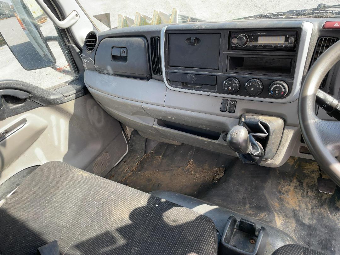 Photo '20' of Fuso Canter 616-City TIP FEA61BR4Sfac(T) Tipper