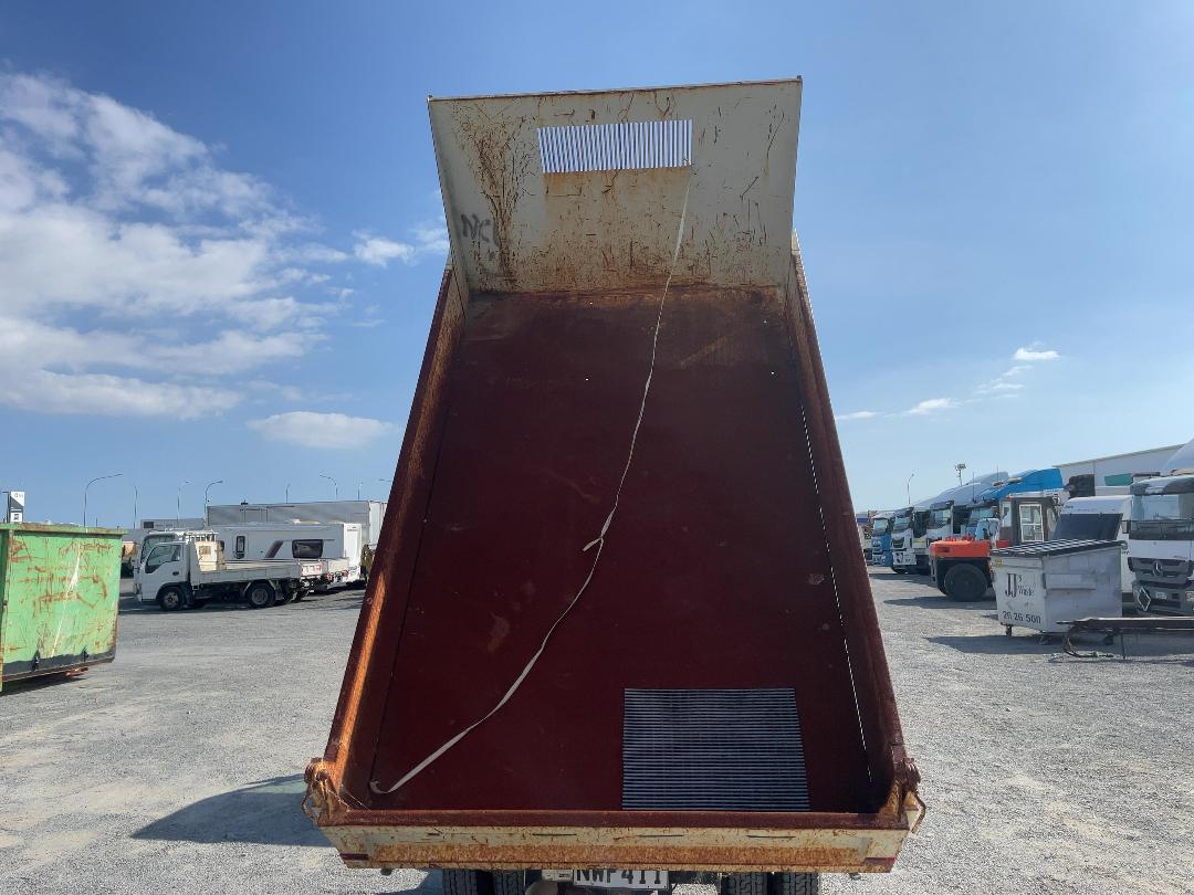 Photo '12' of Fuso Canter 616-City TIP FEA61BR4Sfac(T) Tipper