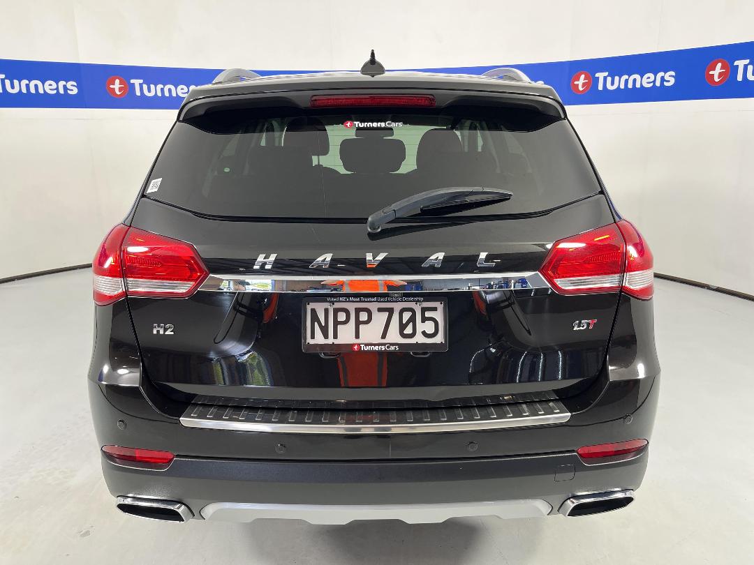 Photo '6' of Haval H2