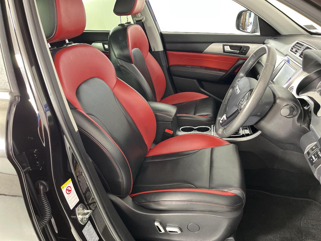 Photo '16' of Haval H2