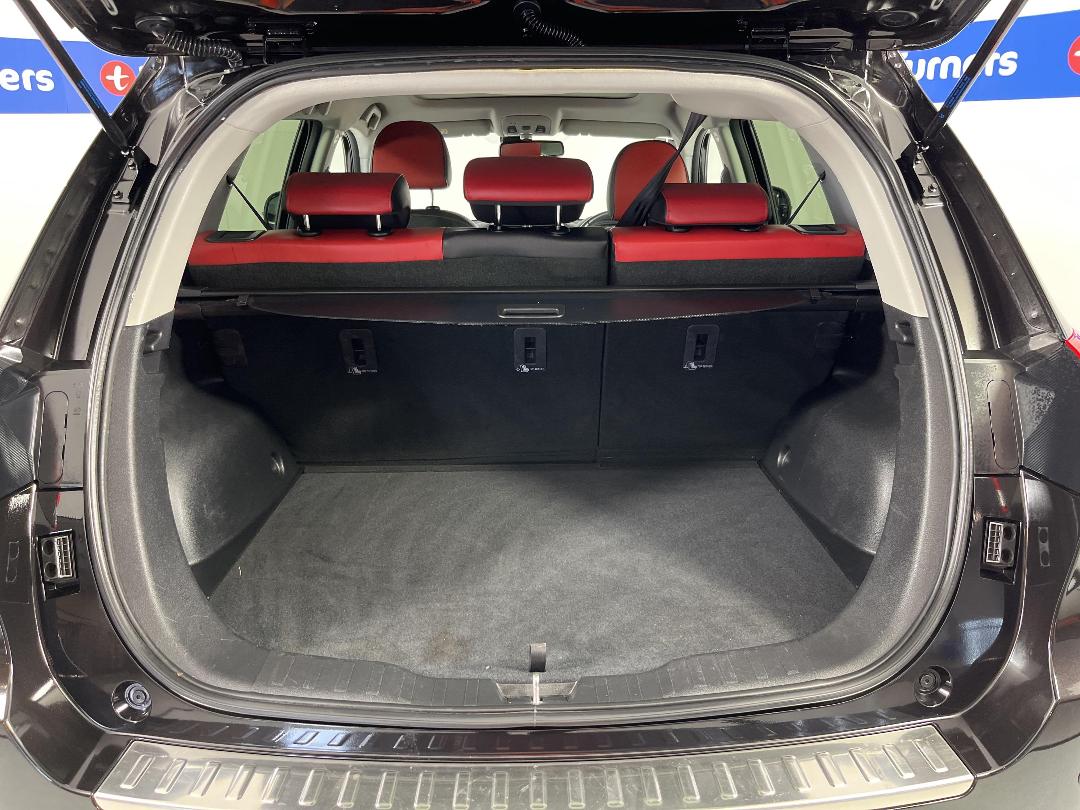 Photo '14' of Haval H2