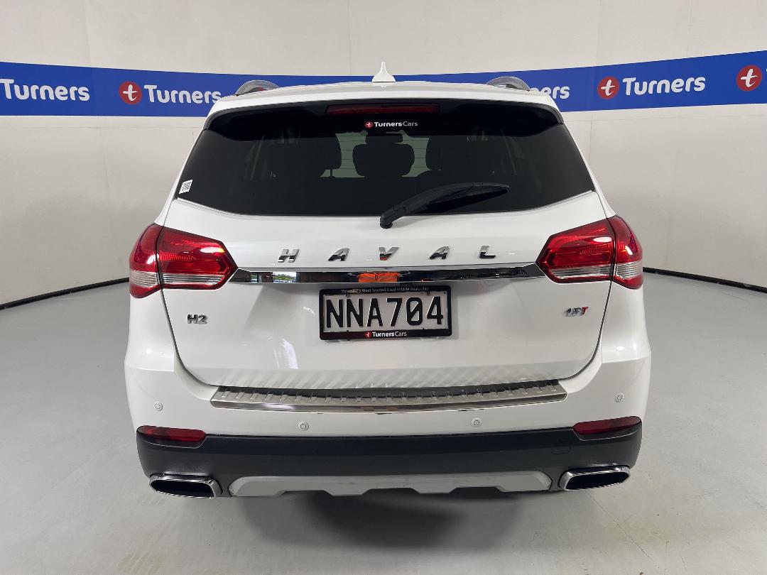 Photo '6' of Haval H2