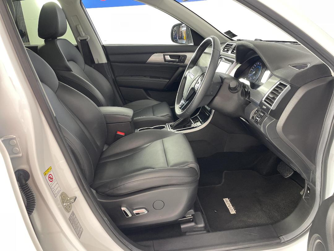 Photo '16' of Haval H2