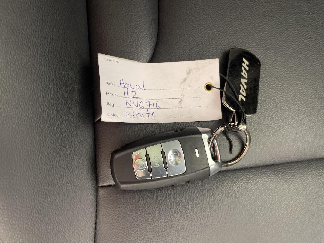 Photo '22' of Haval H2