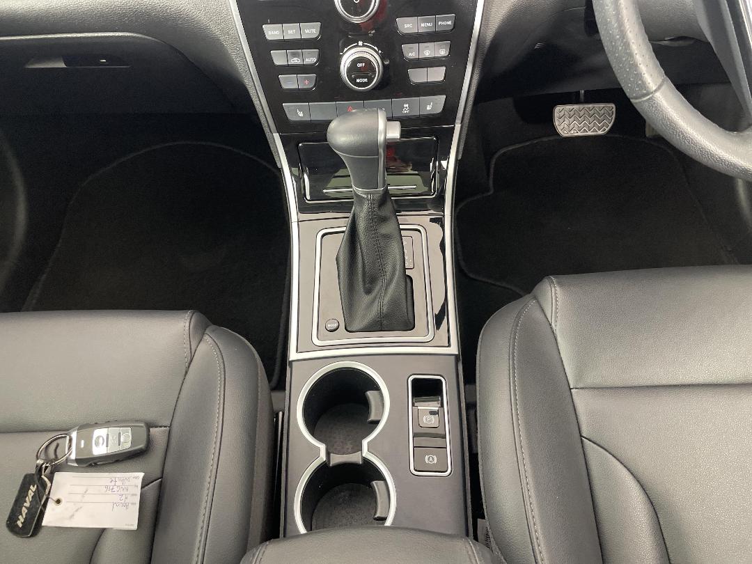 Photo '18' of Haval H2