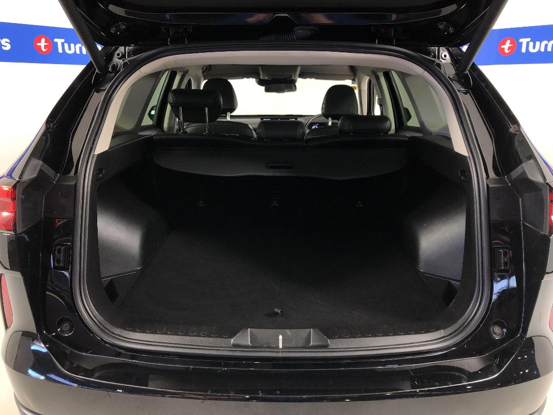 Photo '14' of Haval H6