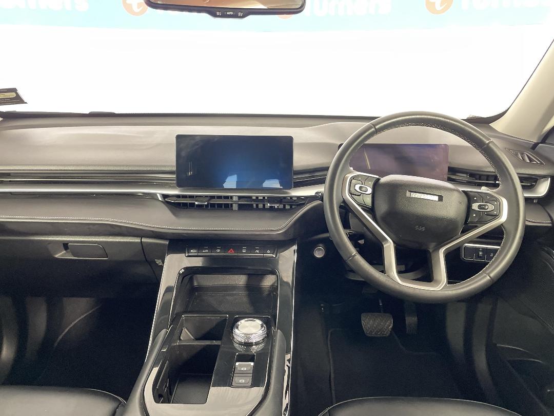 Photo '17' of Haval H6