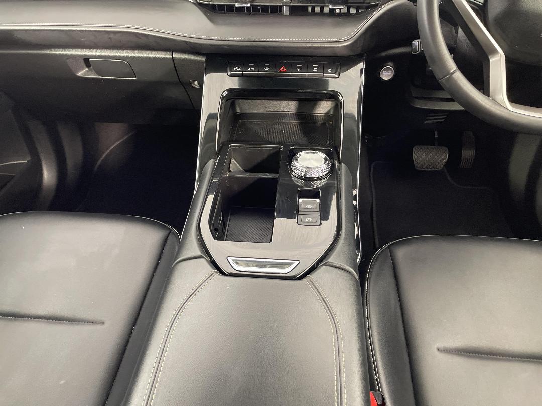 Photo '18' of Haval H6