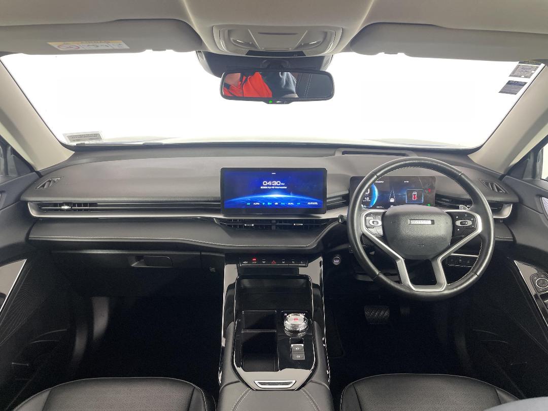 Photo '17' of Haval H6