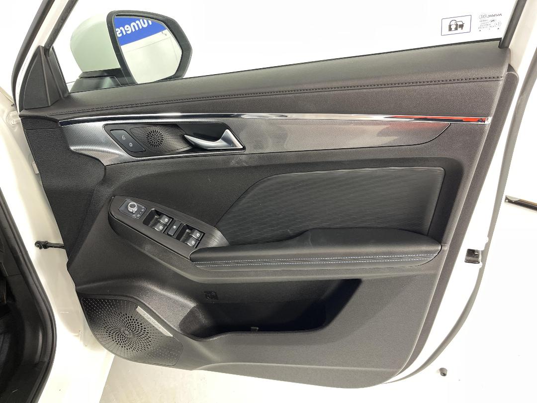 Photo '15' of Haval Jolion