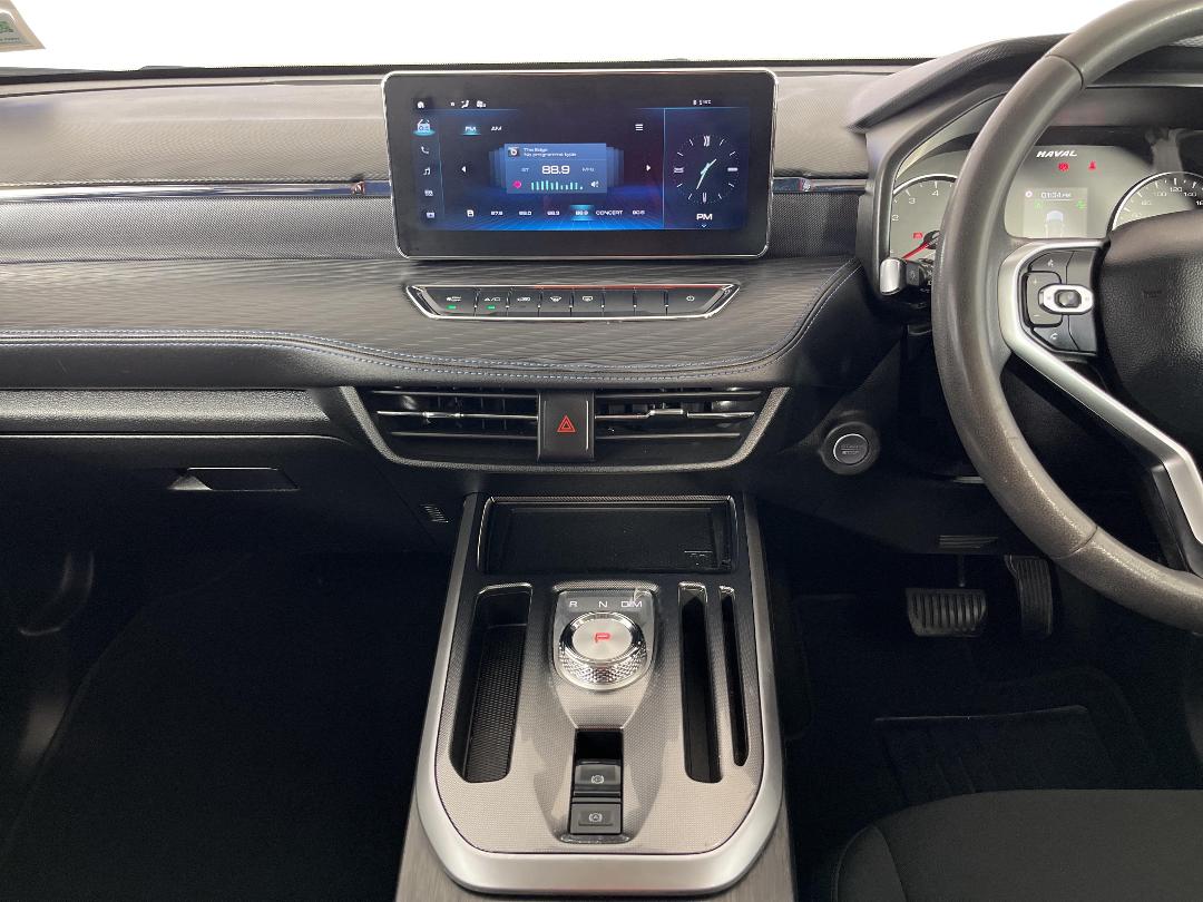 Photo '18' of Haval Jolion