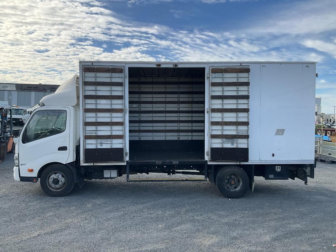 Photo '23' of Hino 300 XZU730R Box Body