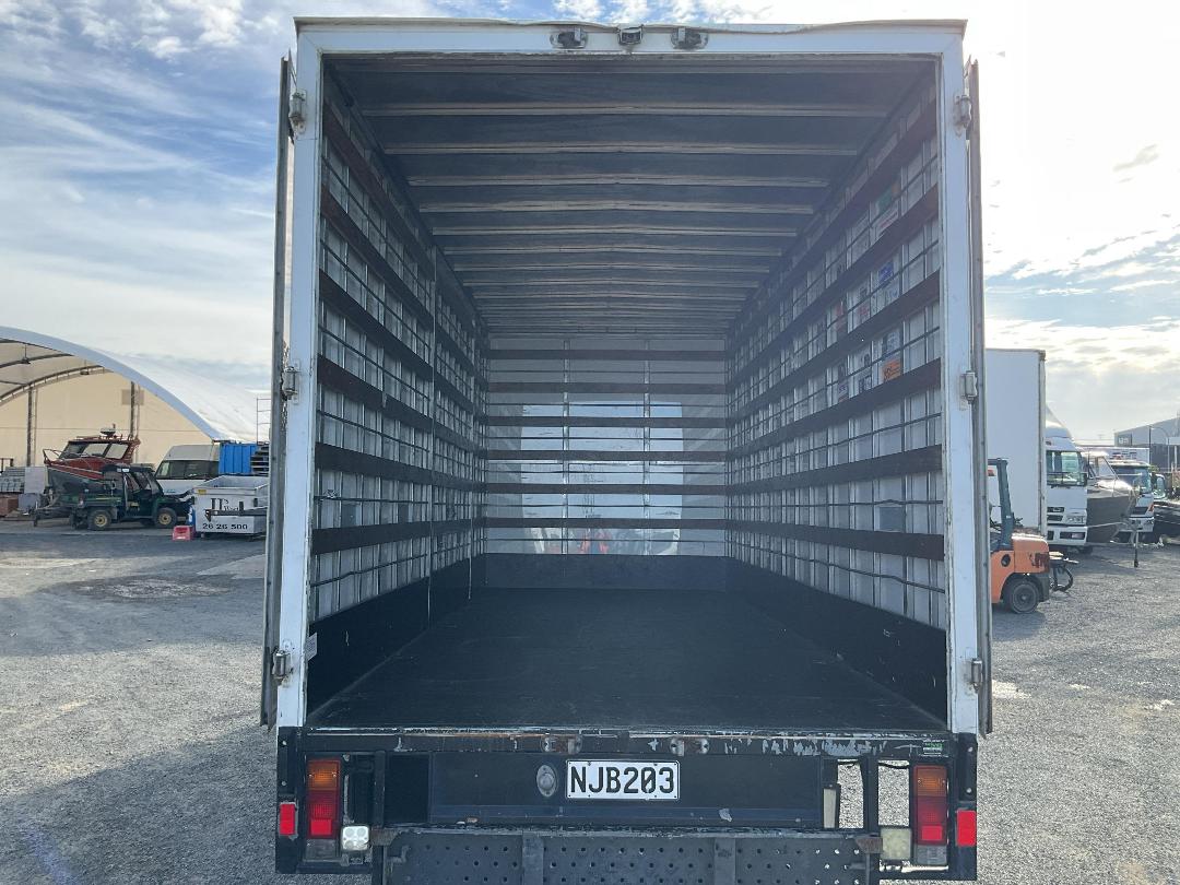 Photo '24' of Hino 300 XZU730R Box Body