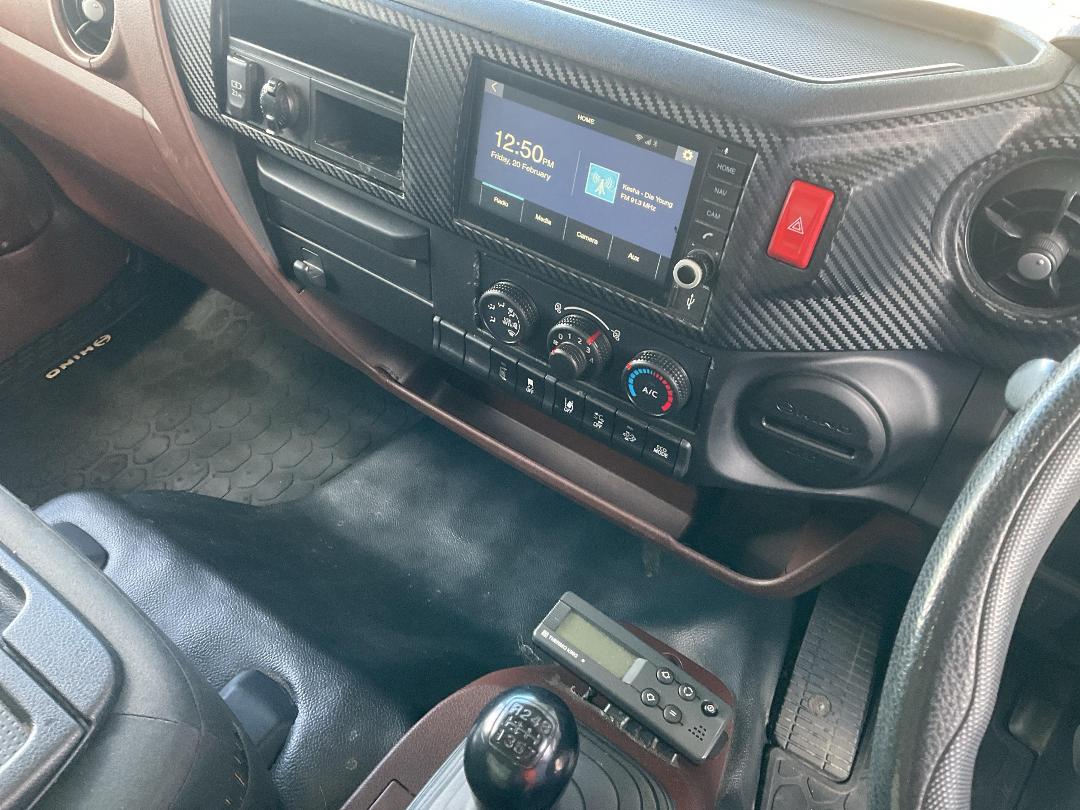 Photo '13' of Hino 500 FE2AL1A Chiller