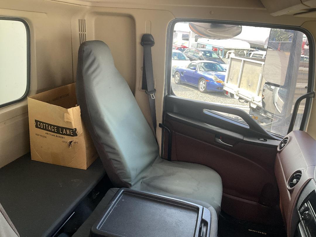 Photo '14' of Hino 500 FE2AL1A Chiller