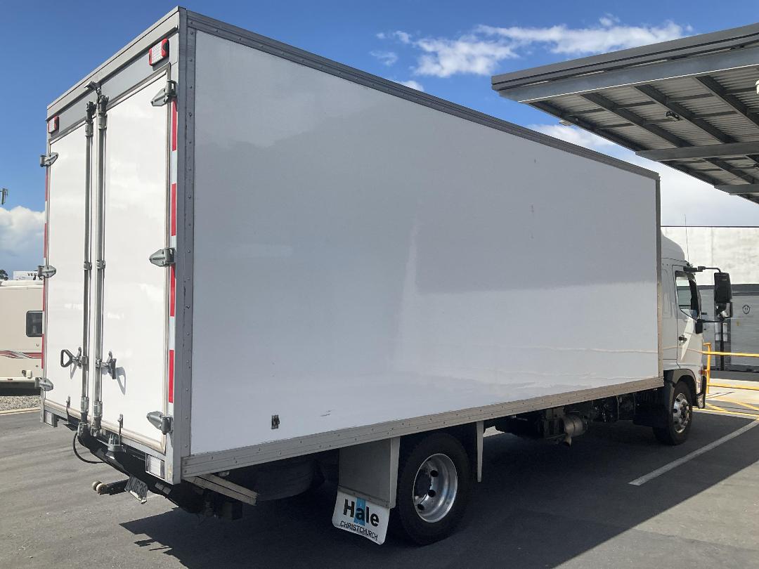 Photo '4' of Hino 500 FE2AL1A Chiller