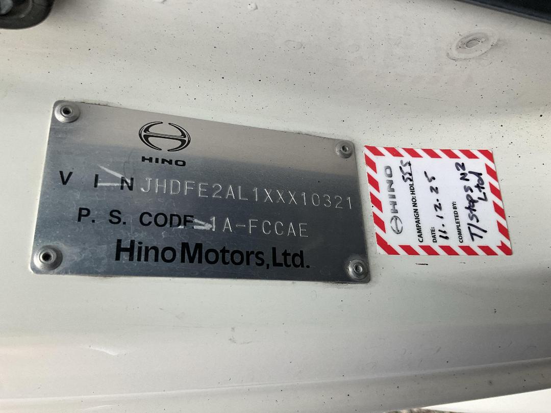 Photo '22' of Hino 500 FE2AL1A Chiller