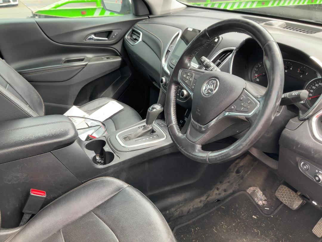 Photo '8' of Holden Equinox LTZ