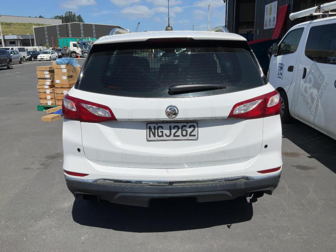 Photo '5' of Holden Equinox LTZ