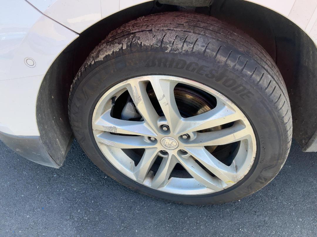 Photo '22' of Holden Equinox LTZ