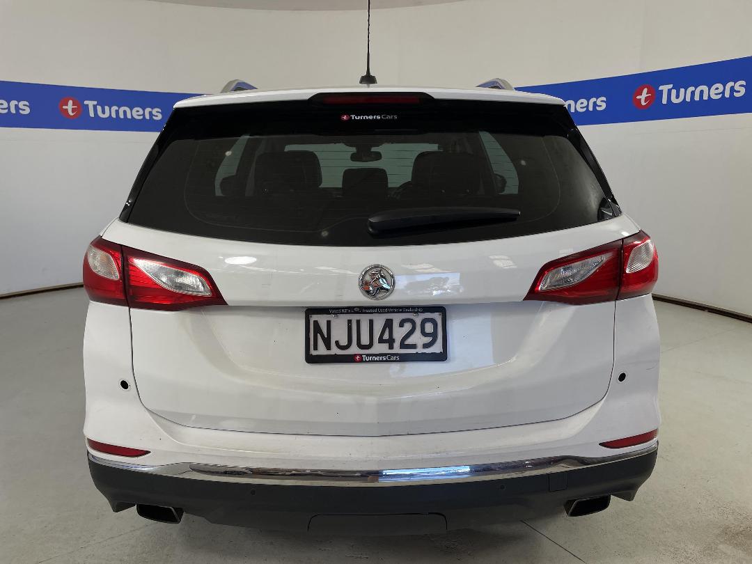 Photo '6' of Holden Equinox