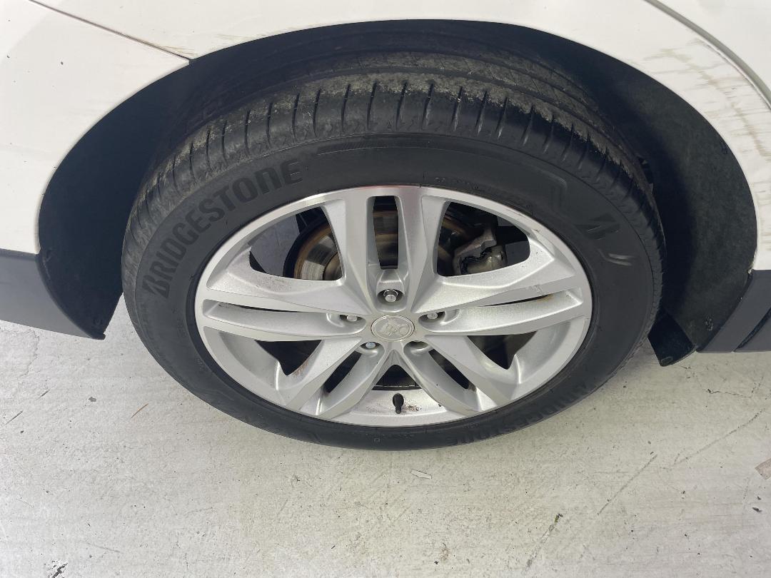 Photo '12' of Holden Equinox Photo '12' of Holden Equinox