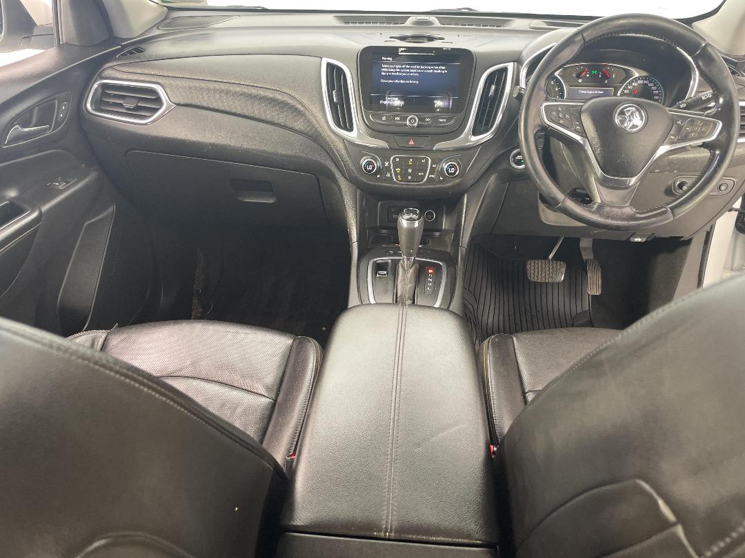 Photo '17' of Holden Equinox Photo '17' of Holden Equinox