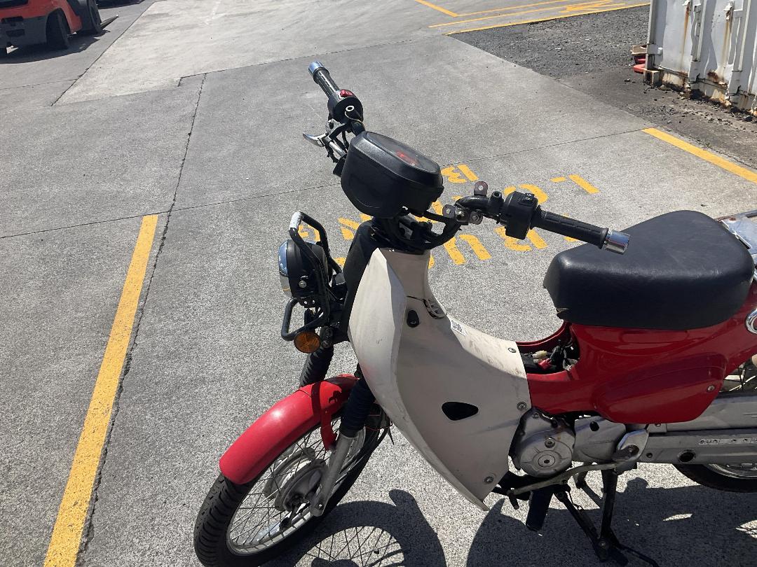 Photo '15' of Honda C 110X Photo '15' of Honda C 110X