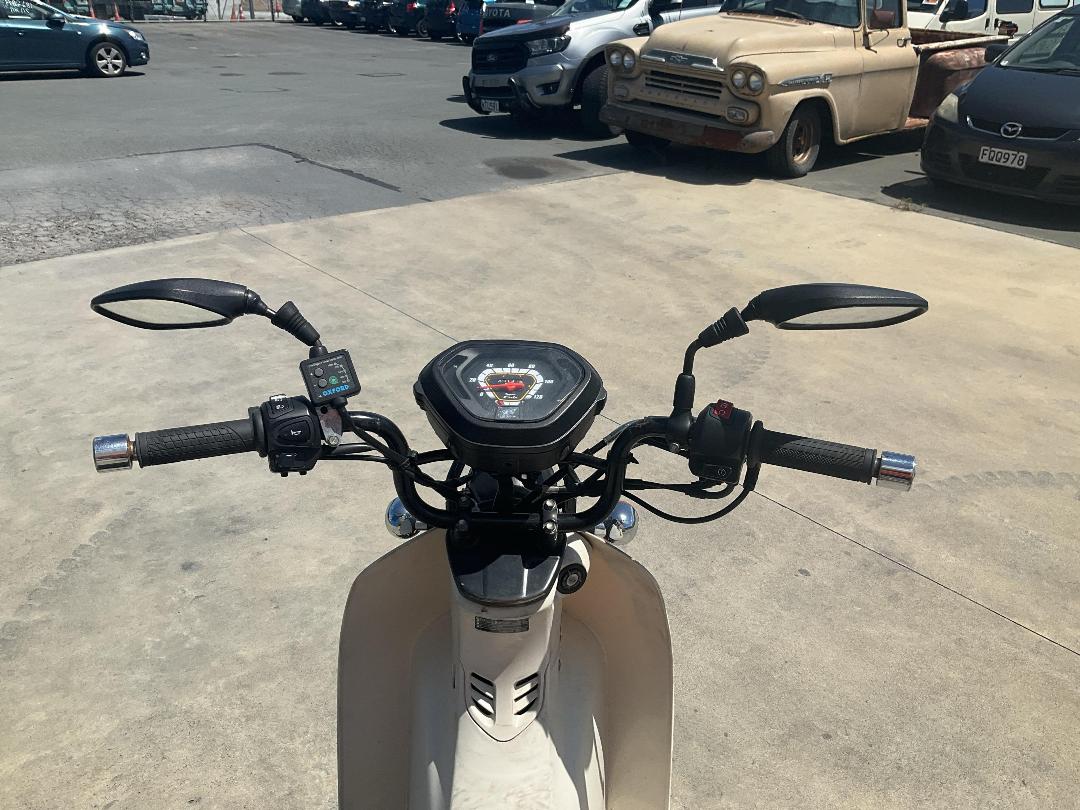 Photo '12' of Honda C 110X Photo '12' of Honda C 110X