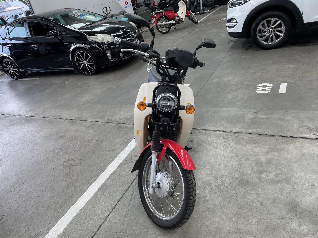 Photo '2' of Honda C 110X