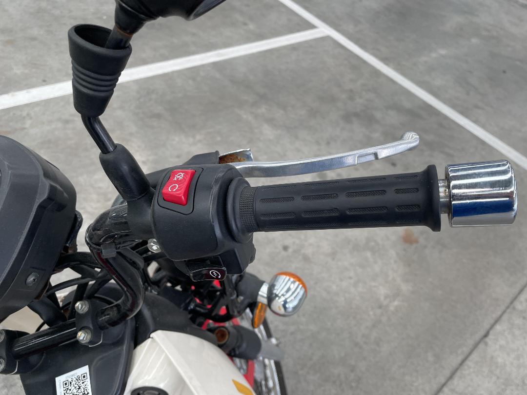 Photo '8' of Honda C 110X