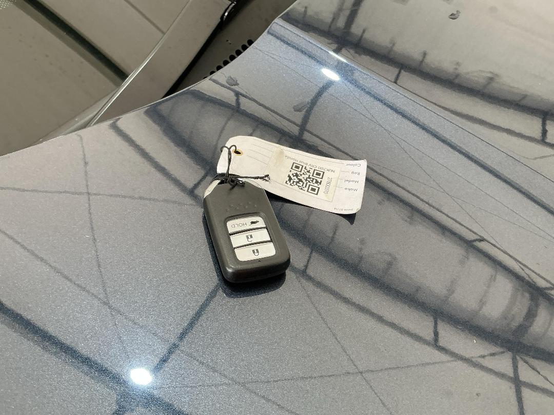 Photo '15' of Honda CRV Touring Photo '15' of Honda CRV Touring