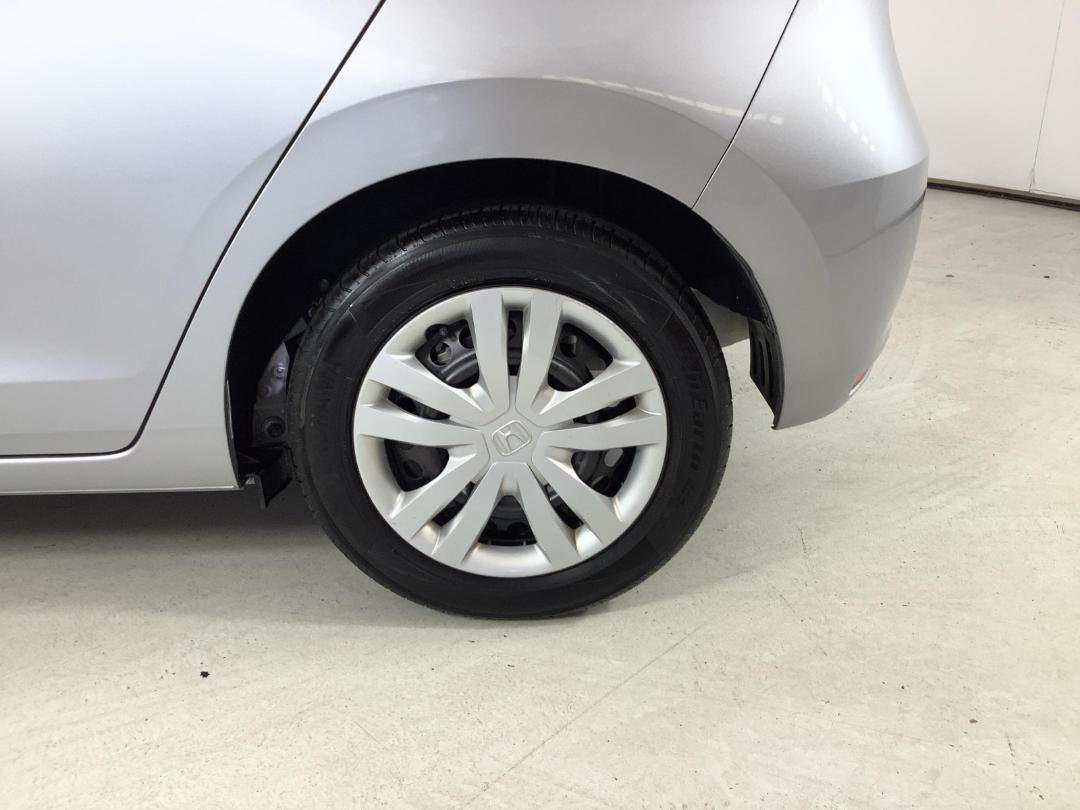 Photo '11' of Honda FIT